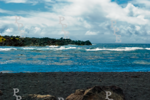 BIG ISLAND BLACK SAND BEACH